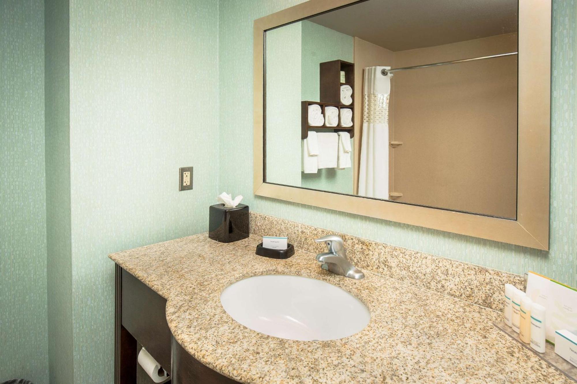 Hampton Inn & Suites Suisun City Waterfront Exteriör bild