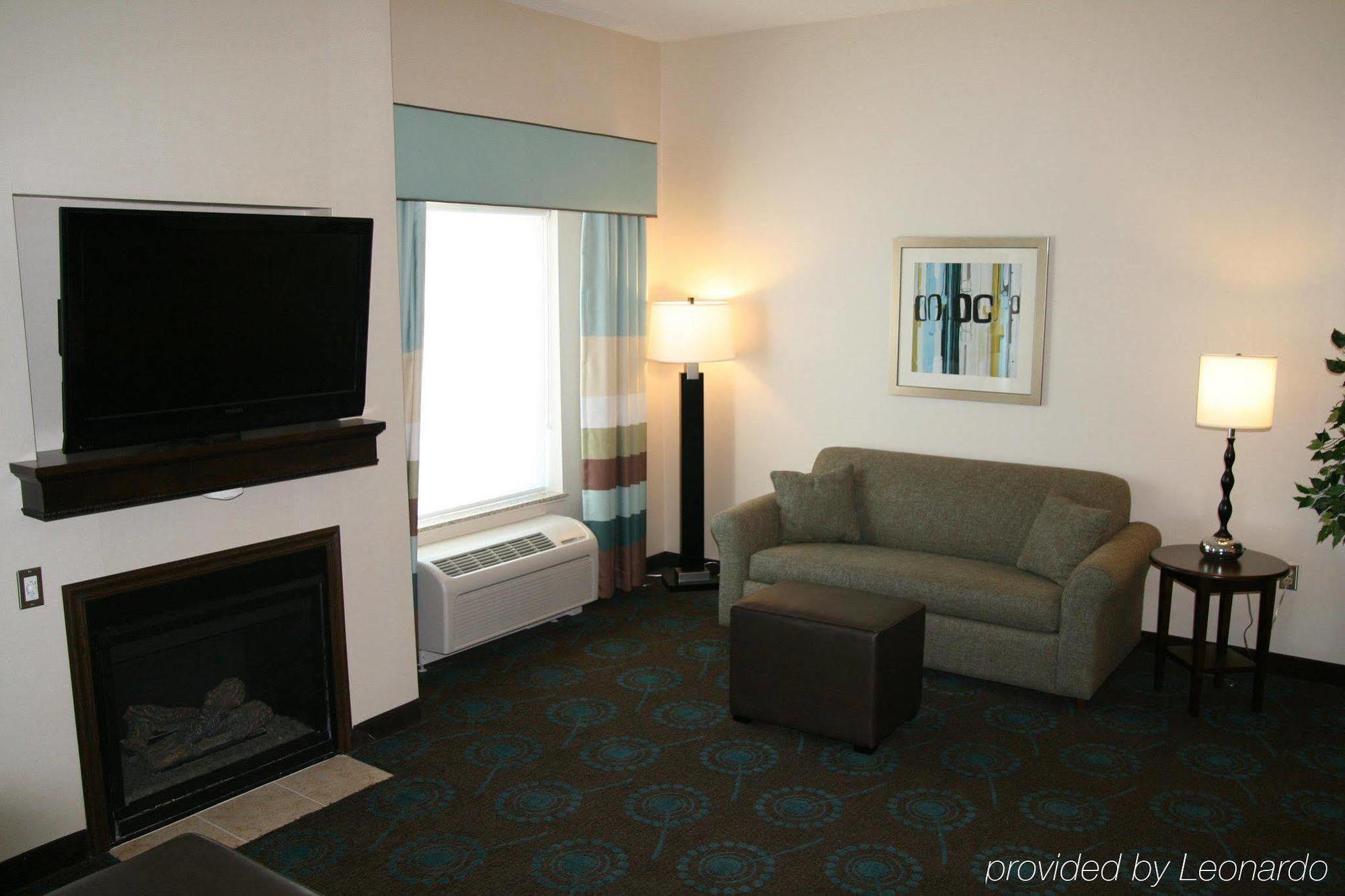 Hampton Inn & Suites Suisun City Waterfront Rum bild